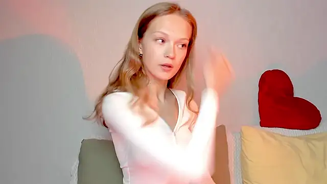 Kara smalltits online show from May 29, 2026, 11:30 am