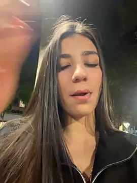 Snapshot of -juicy_ chatting on May 25, 2026, 11:33 pm -juicy online show from May 25, 2026, 11:33 pm