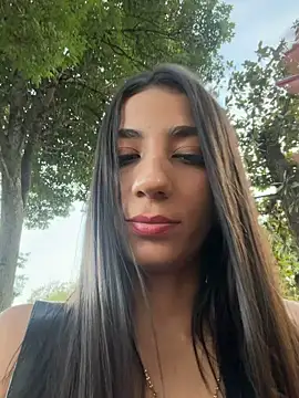 Snapshot of -juicy_ chatting on June 12, 2026, 10:52 pm -juicy online show from June 12, 2026, 10:52 pm