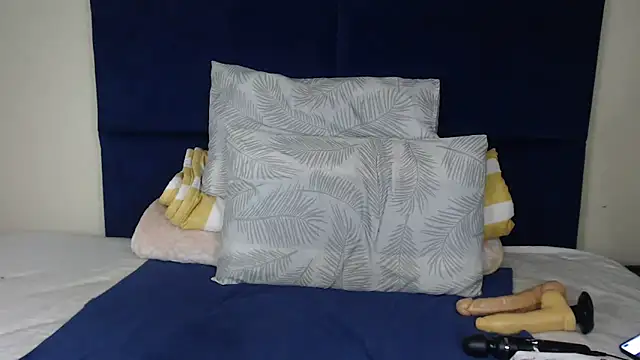 Diva-Lolah online show from November 4, 2025, 11:53 am