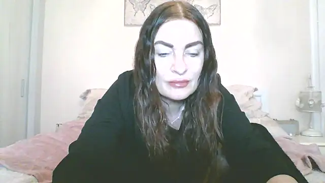 EllaKent online show from February 3, 2026, 3:39 pm