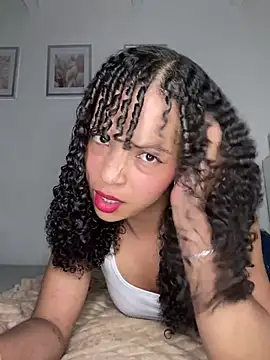 Yasmin777  online show from April 11, 2026, 10:58 pm