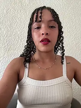 Yasmin777  online show from May 27, 2026, 5:54 pm