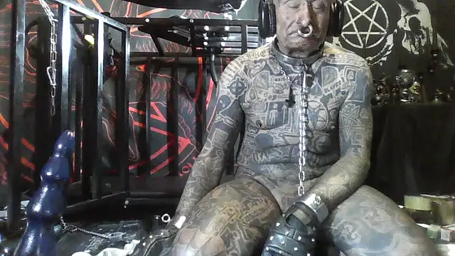 object857 online show from April 12, 2026, 1:38 pm