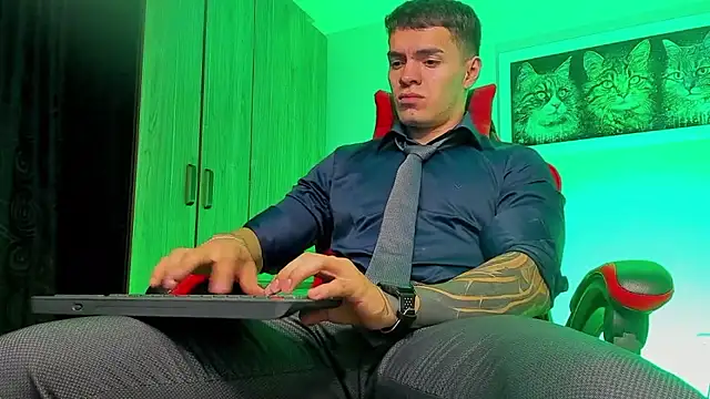 ALPHA DOMINUS  online show from September 14, 2025, 4:00 am