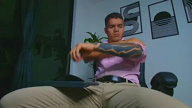 ALPHA DOMINUS  online show from April 17, 2026, 4:37 am