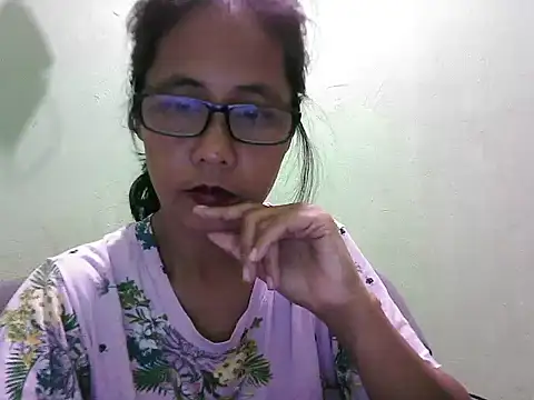 HotLadyPinay32 online show from February 27, 2026, 8:20 pm