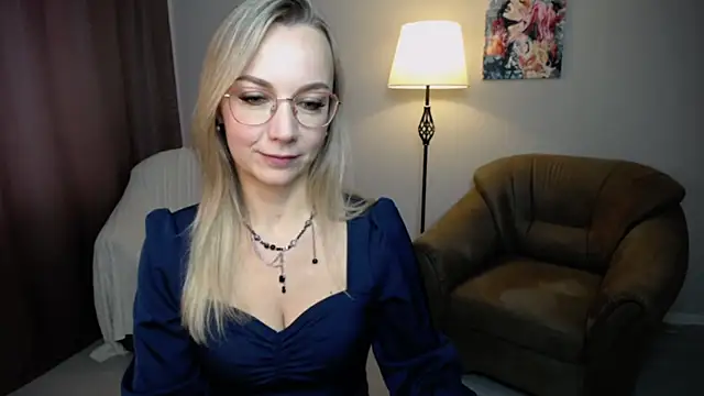 Ava Elior online show from September 25, 2025, 10:19 am