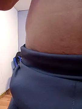 jhonny thes28 online show from February 19, 2026, 9:44 pm