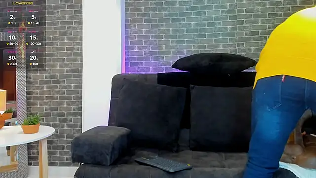 Snapshot of connorsmiith chatting on September 25, 2025, 11:36 am connorsmiith online show from September 25, 2025, 11:36 am