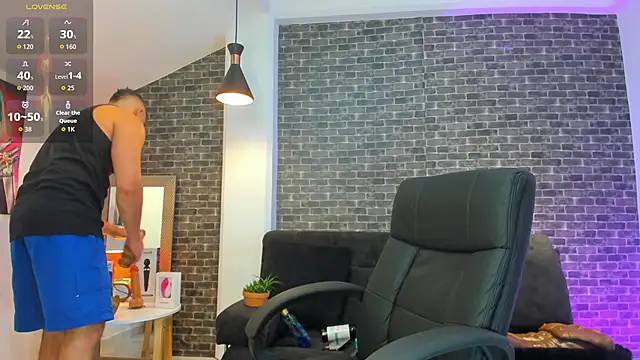 Snapshot of connorsmiith chatting on September 28, 2025, 12:38 am connorsmiith online show from September 28, 2025, 12:38 am