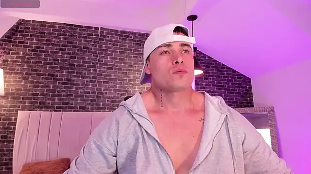 Snapshot of connorsmiith chatting on February 5, 2026, 7:29 pm connorsmiith online show from February 5, 2026, 7:29 pm