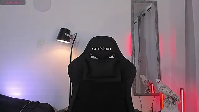 connorsmiith online show from May 25, 2026, 6:25 pm