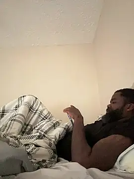 Snapshot of urmant chatting on February 19, 2026, 9:44 pm urmant online show from February 19, 2026, 9:44 pm