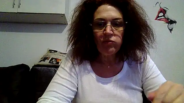 RubyyRosee online show from March 12, 2026, 1:28 pm