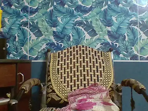 Marathi q4een01 online show from April 14, 2026, 5:02 am