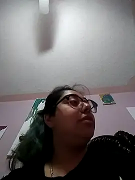 Snapshot of Lovelyrainn chatting on September 25, 2025, 11:47 am Lovelyrainn online show from September 25, 2025, 11:47 am