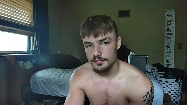 derekmontana2 online show from July 10, 2026, 6:32 pm