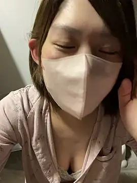 Snapshot of usako_2025 chatting on November 14, 2025, 1:21 pm usako 2025 online show from November 14, 2025, 1:21 pm