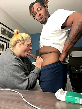 Snapshot of BigMfLuther chatting on November 12, 2025, 4:51 pm BigMfLuther online show from November 12, 2025, 4:51 pm