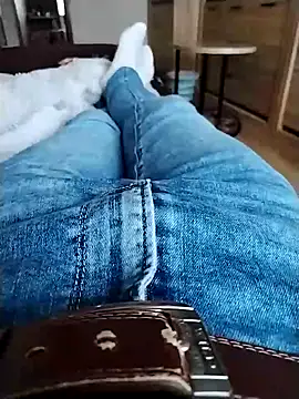 Pio185 online show from November 30, 2025, 12:42 pm