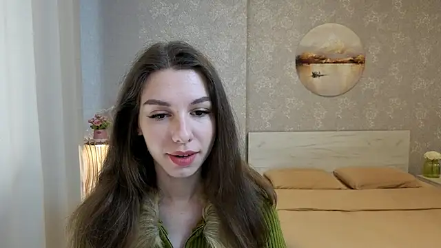 Snapshot of KellyShines chatting on April 13, 2026, 8:09 am KellyShines online show from April 13, 2026, 8:09 am