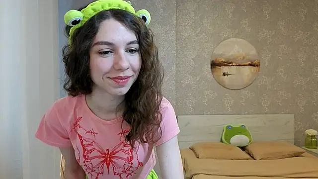 KellyShines online show from April 29, 2026, 6:17 am