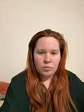 Snapshot of Miss_pow_bi_93 chatting on February 17, 2026, 10:27 pm Miss pow bi 93 online show from February 17, 2026, 10:27 pm