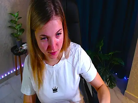 arlana klart online show from October 26, 2025, 7:47 am