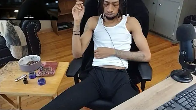 Snapshot of KasanovaFrankenstein chatting on November 29, 2025, 3:04 pm KasanovaFrankenstein online show from November 29, 2025, 3:04 pm