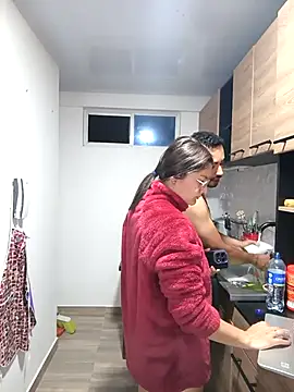 stivenlujan69 online show from October 11, 2025, 1:05 am