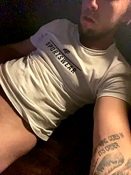 Snapshot of MikeFake chatting on December 14, 2025, 1:00 am MikeFake online show from December 14, 2025, 1:00 am