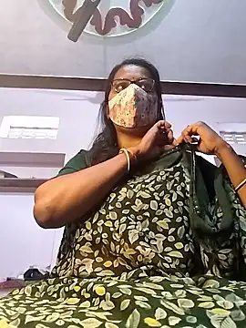 Snapshot of sexy_aaru chatting on November 13, 2025, 5:28 am sexy aaru online show from November 13, 2025, 5:28 am