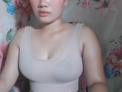 Katie Winslet online show from September 11, 2025, 12:00 am