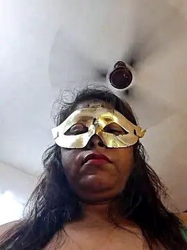 SIMIHOT online show from July 3, 2026, 9:59 am