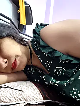 Sonalihot  online show from July 8, 2026, 3:33 am