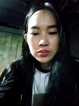 Snapshot of besa4 chatting on February 19, 2026, 2:13 pm besa4 online show from February 19, 2026, 2:13 pm