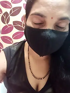 Payal-001 online show from September 28, 2025, 7:19 pm