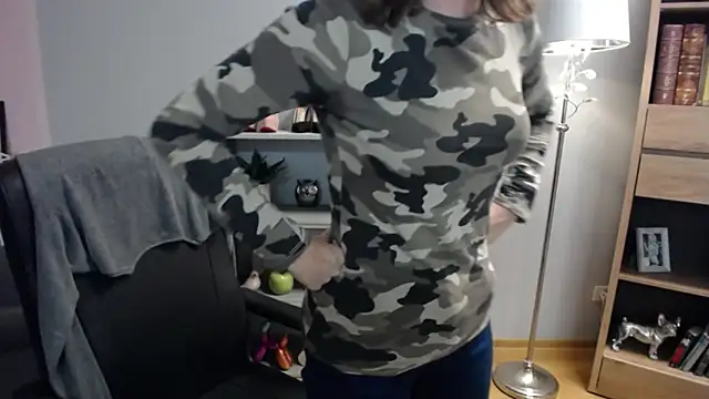 sweetxLizzy online show from October 8, 2025, 4:21 am