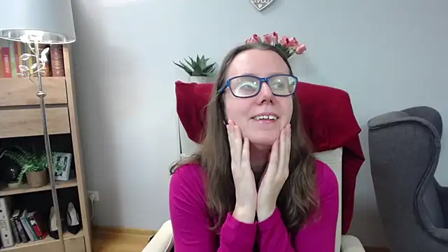 Snapshot of sweetxLizzy chatting on April 10, 2026, 4:28 am sweetxLizzy online show from April 10, 2026, 4:28 am