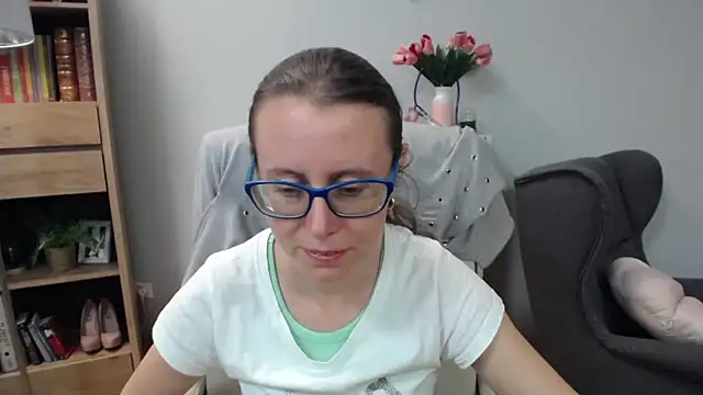 sweetxLizzy online show from June 1, 2026, 4:25 am