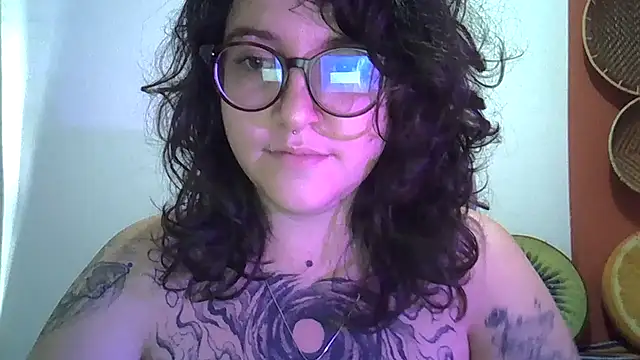 Blue Liz online show from September 26, 2025, 12:09 pm