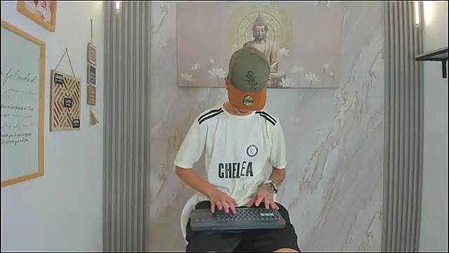 TWINKS BOYS1 online show from December 20, 2025, 7:21 pm