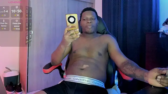 Snapshot of CorvisXnc0012 chatting on February 6, 2026, 12:48 am CorvisXnc0012 online show from February 6, 2026, 12:48 am