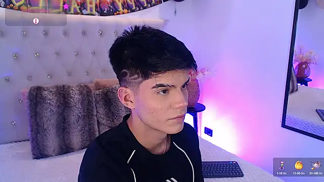 Dulcey  online show from October 14, 2025, 4:24 am