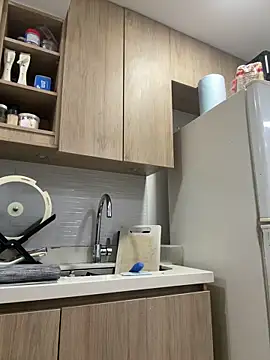  Zahara  online show from April 14, 2026, 11:33 pm