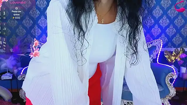 MissRossi online show from July 10, 2026, 6:54 pm