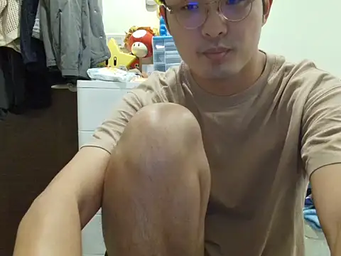 Snapshot of kirkcantop chatting on November 25, 2025, 12:43 am kirkcantop online show from November 25, 2025, 12:43 am