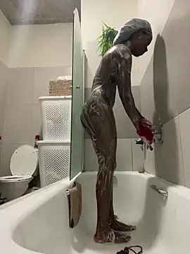 prettydollyy online show from February 25, 2026, 8:40 pm