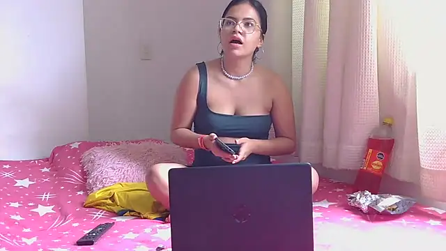 Snapshot of kattaleya_21 chatting on September 28, 2025, 3:50 pm kattaleya 21 online show from September 28, 2025, 3:50 pm